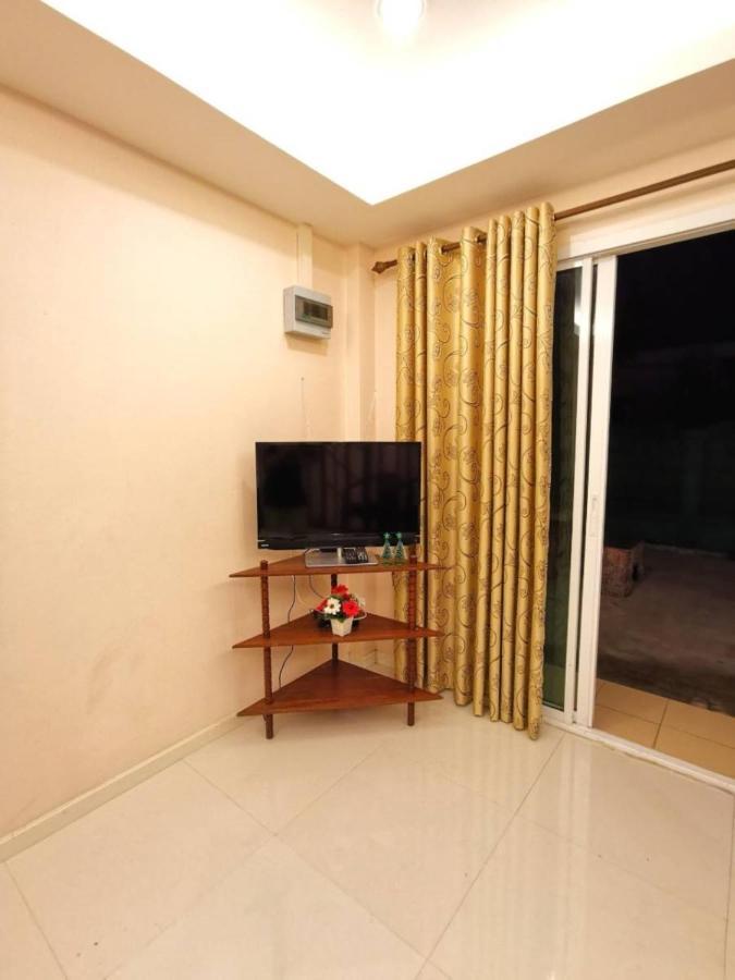 Pon House Hotell Chalong Eksteriør bilde