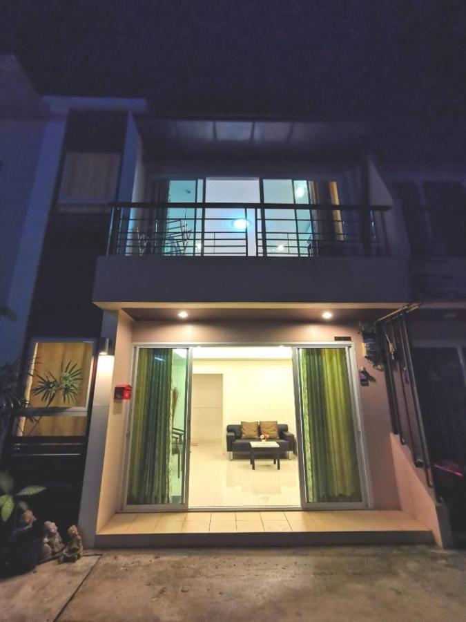 Pon House Hotell Chalong Eksteriør bilde